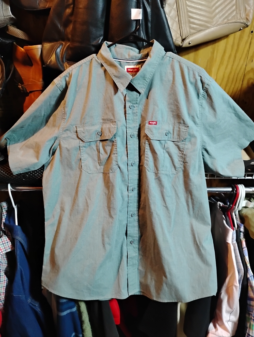 Wrangler Short Sleeve button Up shirt